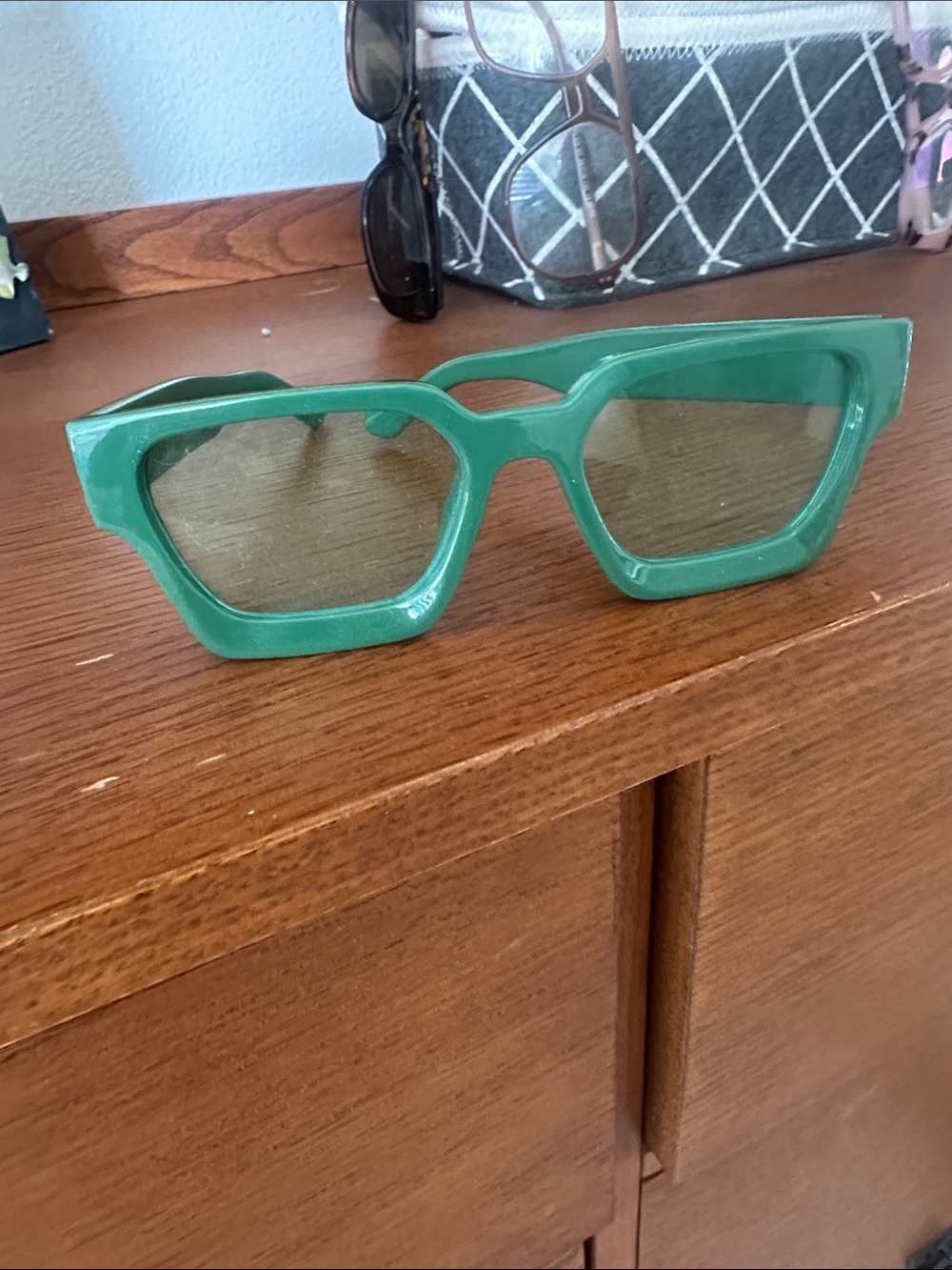 Green Women's Fashion Sunglasses - Unbranded